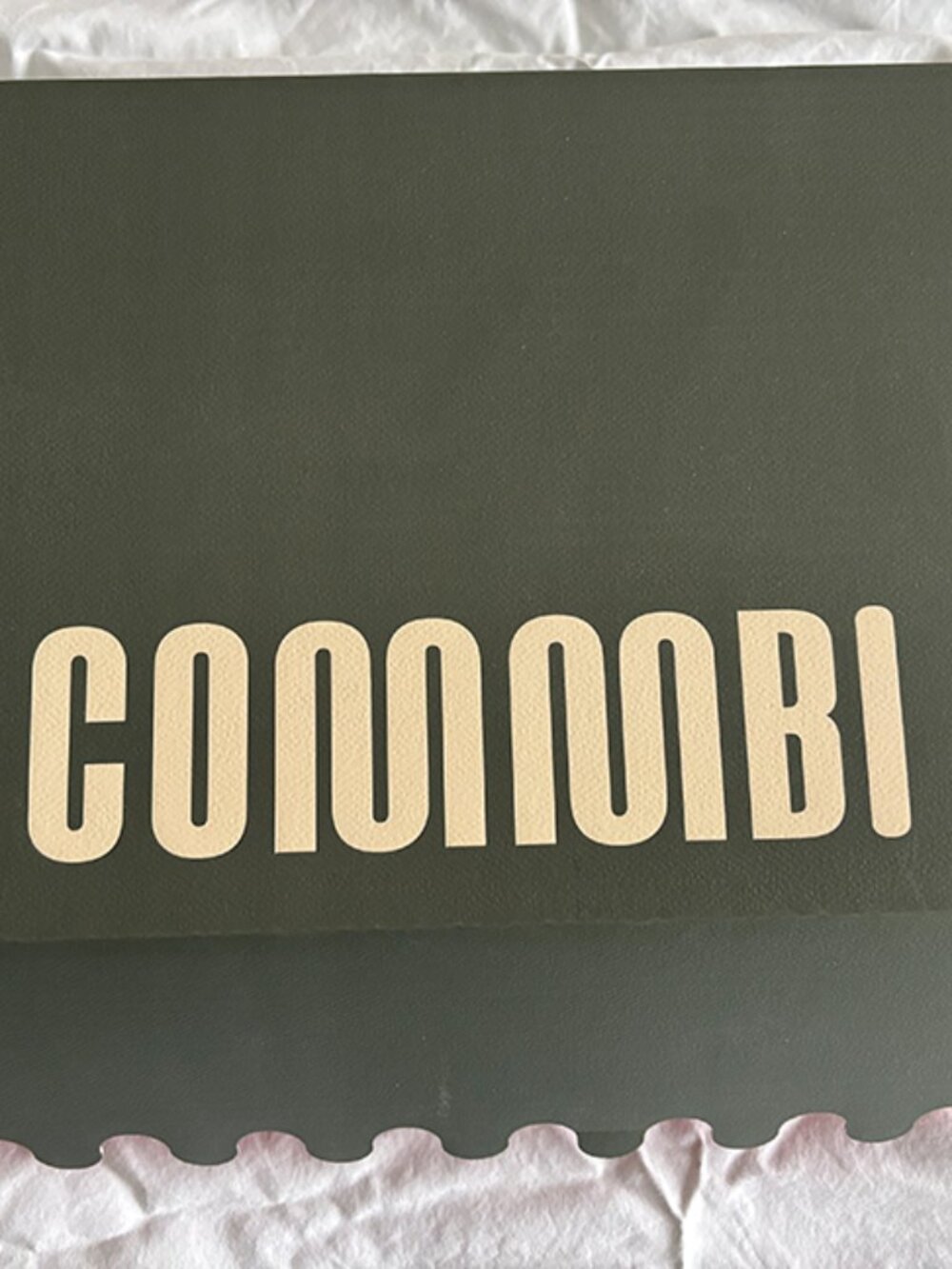 Coombi Ollie Slide - Picture 7 of 11